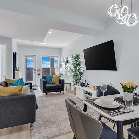 You Will Love This 2Br Guest Suite In Se カルガリー エクステリア 写真