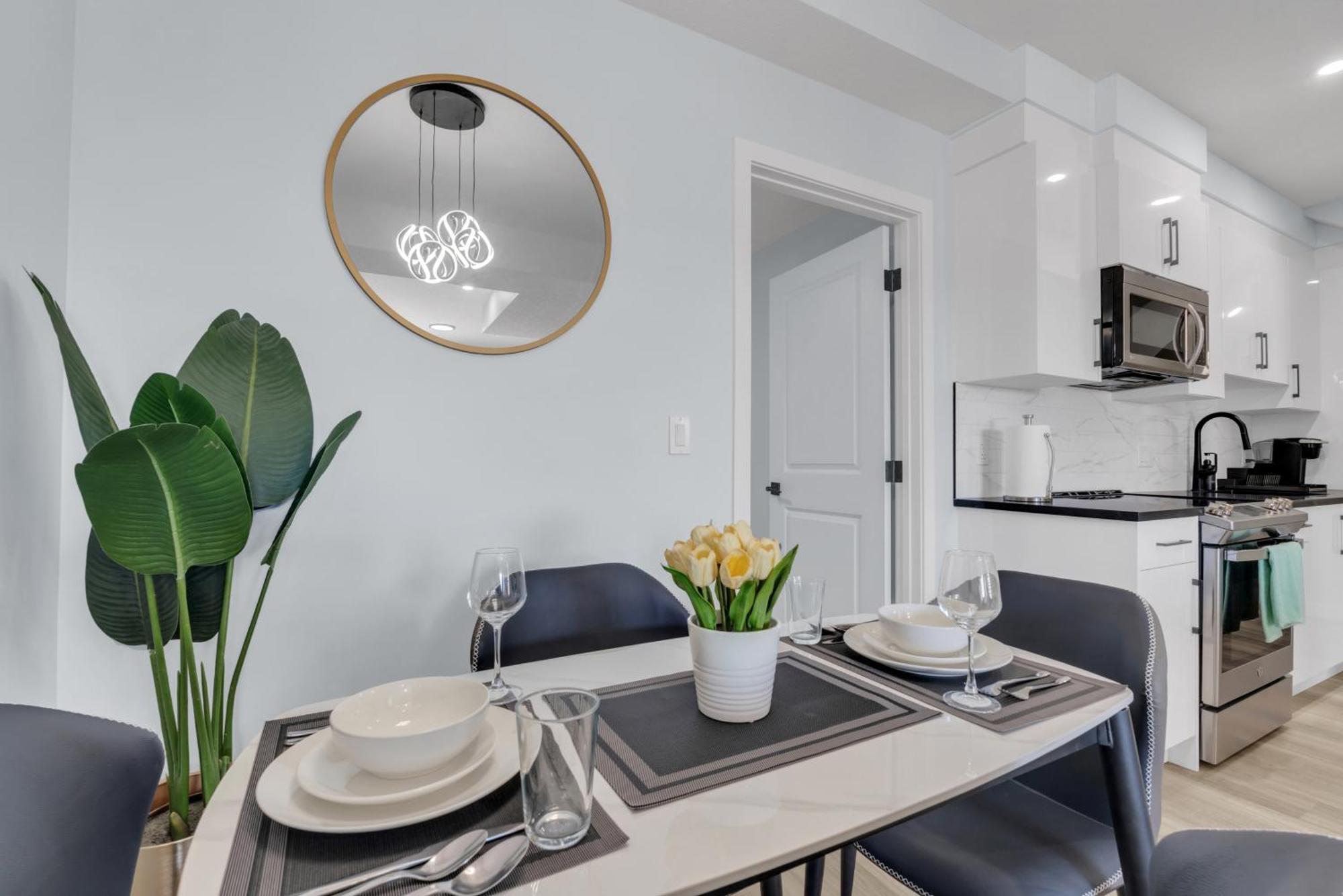 You Will Love This 2Br Guest Suite In Se カルガリー エクステリア 写真